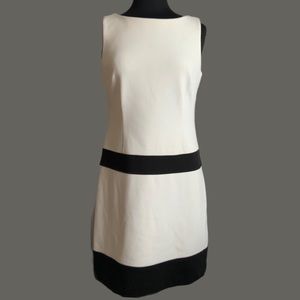 Laundry by Shelli Segal Winter white & black knit sleeveless dress. back zip 10